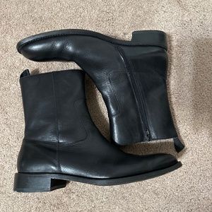 Chelsea Boot 11.5M Banana Republic Black Leather